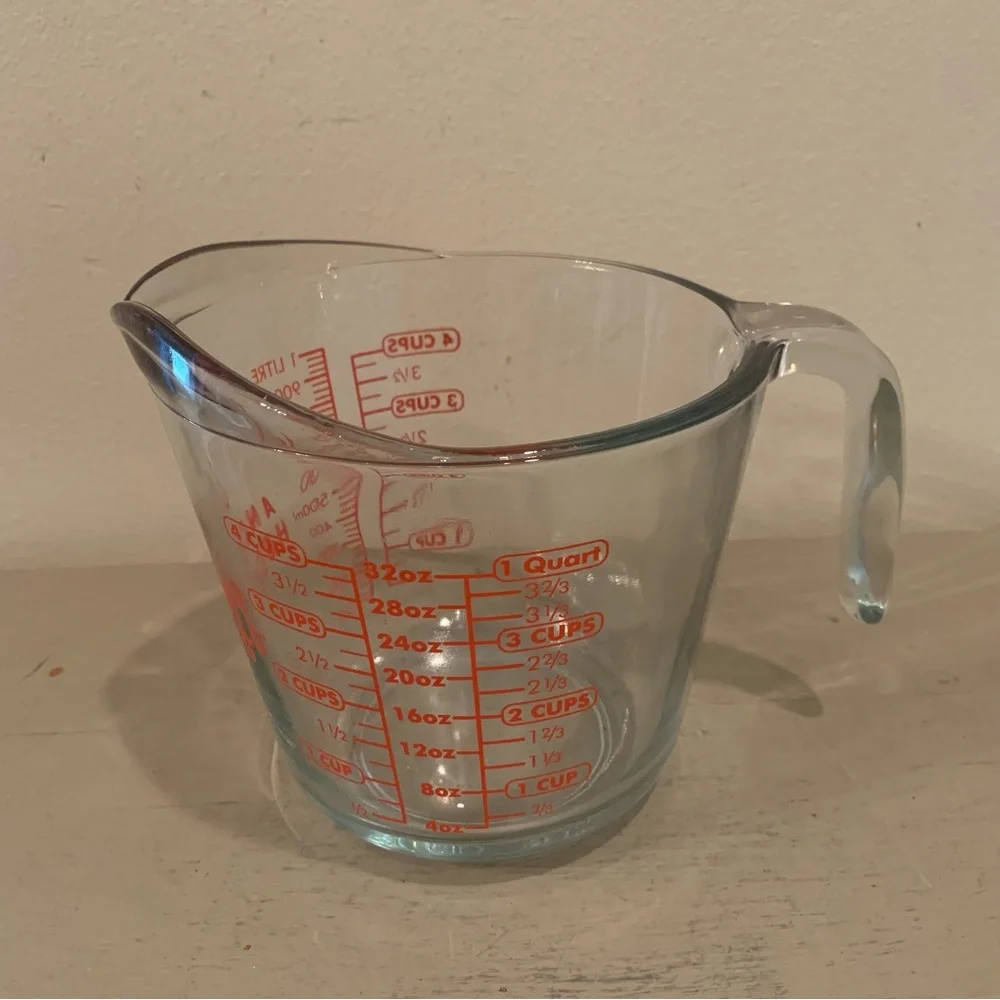 VTG Anchor Hocking 4 Cup Glass Measuring Cup